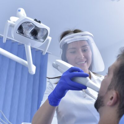 Dental centar Švarc, Mateja Zaher Švarc dr. med, dent., univ.mag.med.dent
